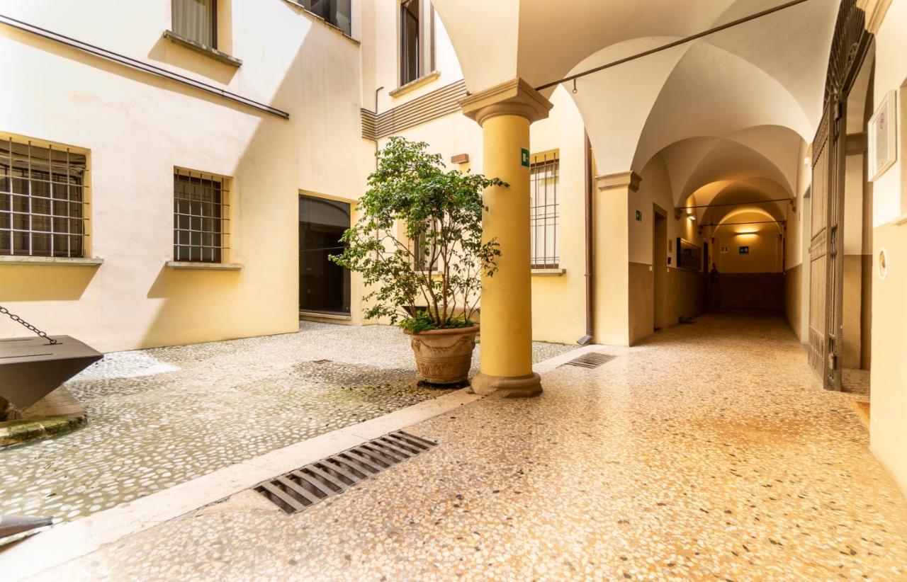 Broccaindosso 33 - Appartamento Nel Centro Storico Bologna Exterior foto